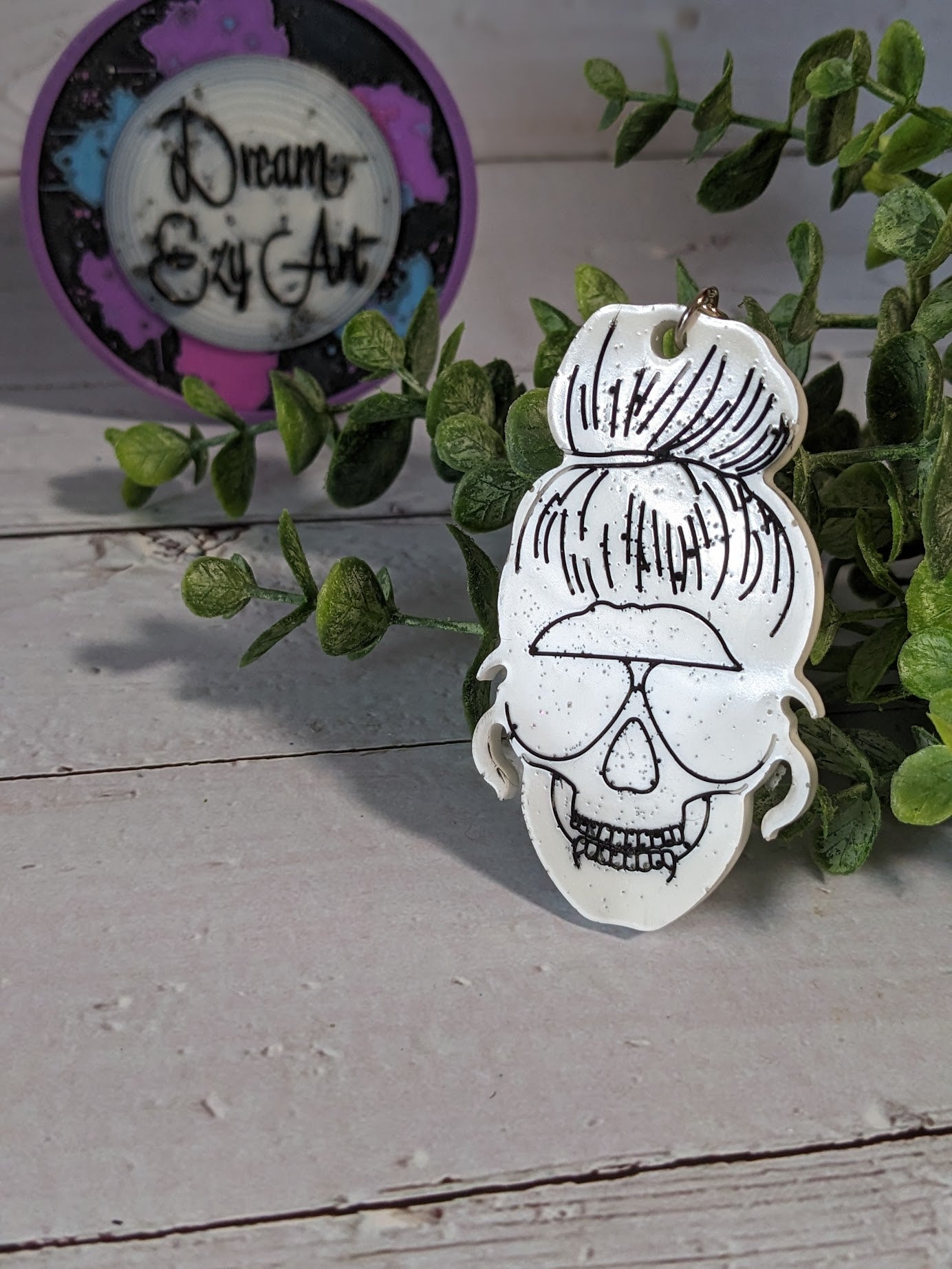 RTS Resin Keychain - Skull Mom