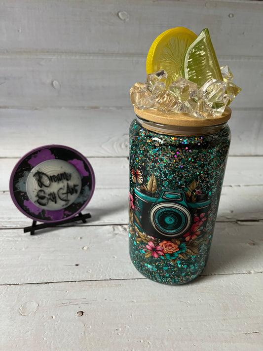 Picture Perfect 16oz Glass Snow Globe Tumbler