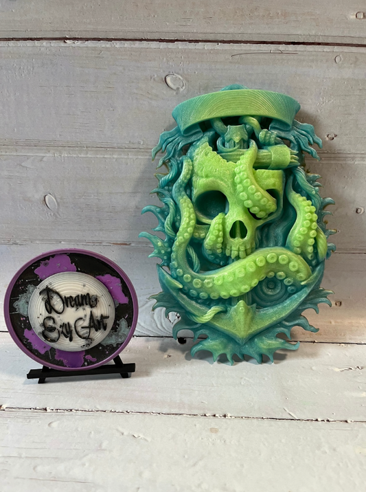 RTS Kraken's Curse Skull Plaque - Glow In The Dark