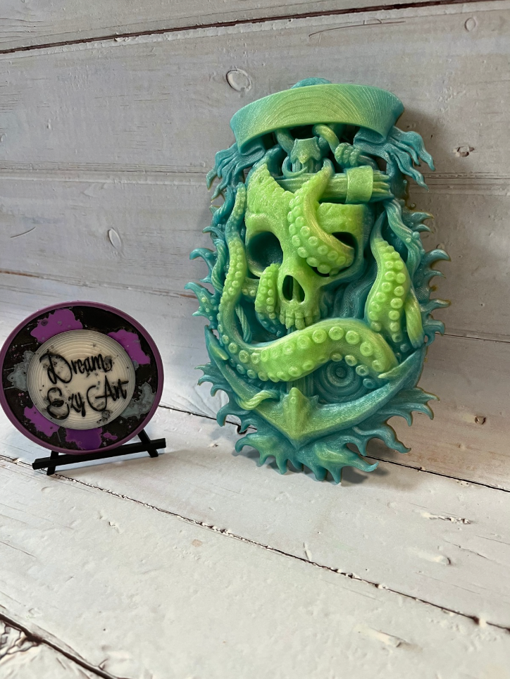 RTS Kraken's Curse Skull Plaque - Glow In The Dark